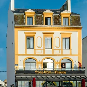 Grand De Bretagne Hotel